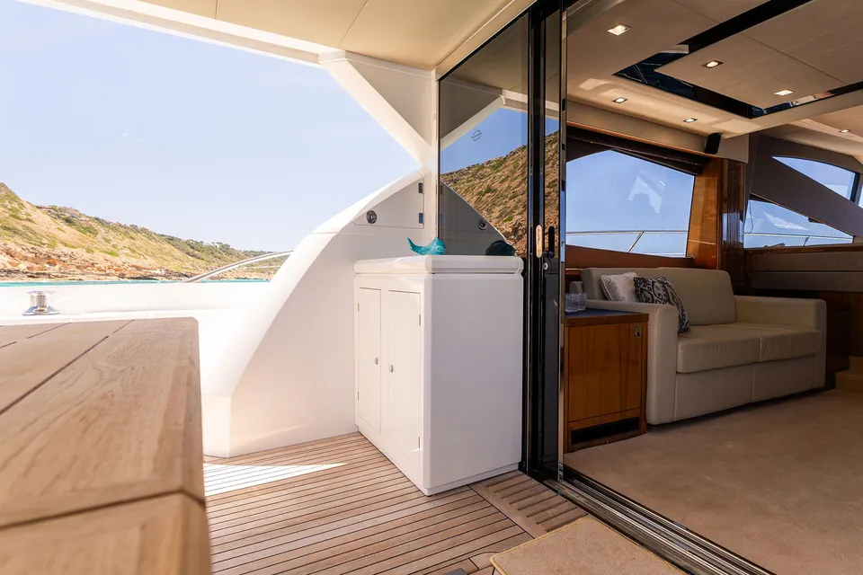Lady Maria, 2015 Sunseeker Manhattan 65, photo 20