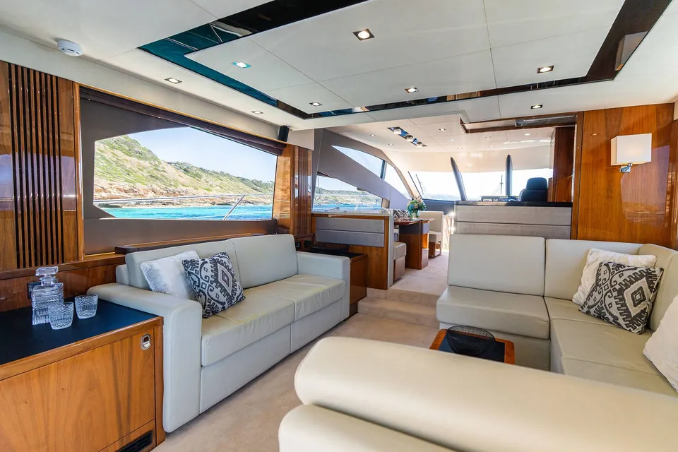 Lady Maria, 2015 Sunseeker Manhattan 65, photo 21