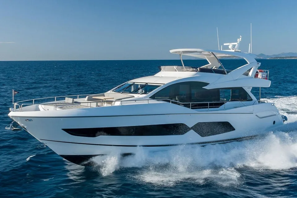 Y76, 2020 Sunseeker 76 Yacht, photo 1