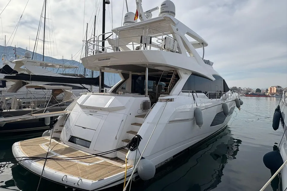 Y76, 2020 Sunseeker 76 Yacht, photo 3