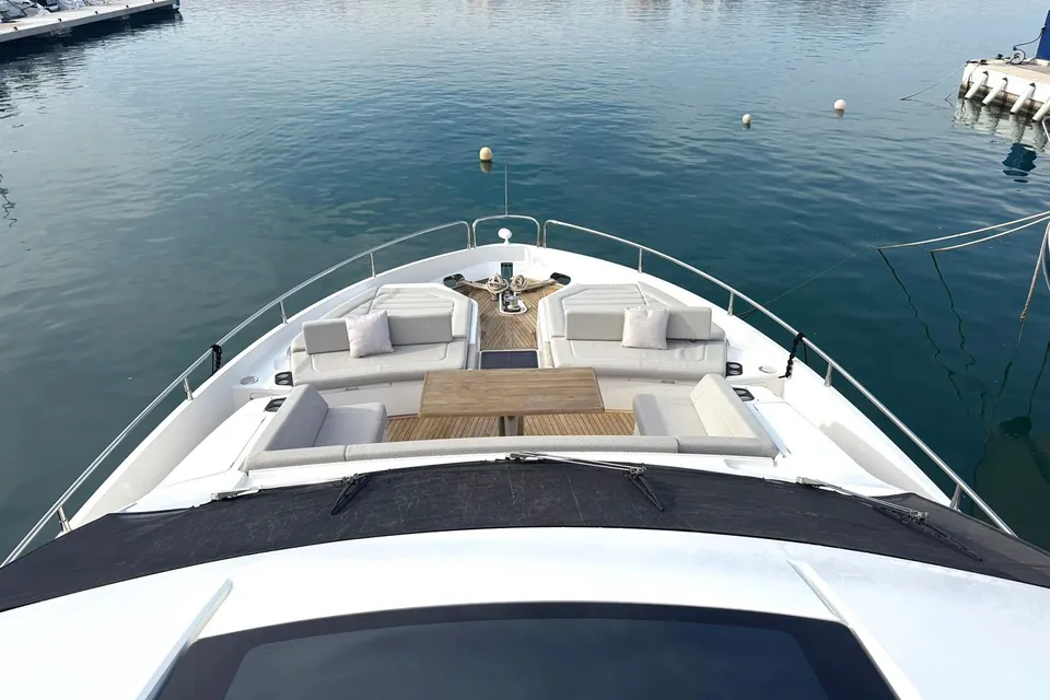 Y76, 2020 Sunseeker 76 Yacht, photo 12
