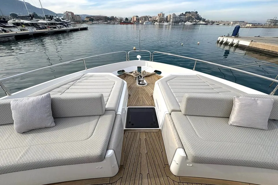 Y76, 2020 Sunseeker 76 Yacht, photo 14