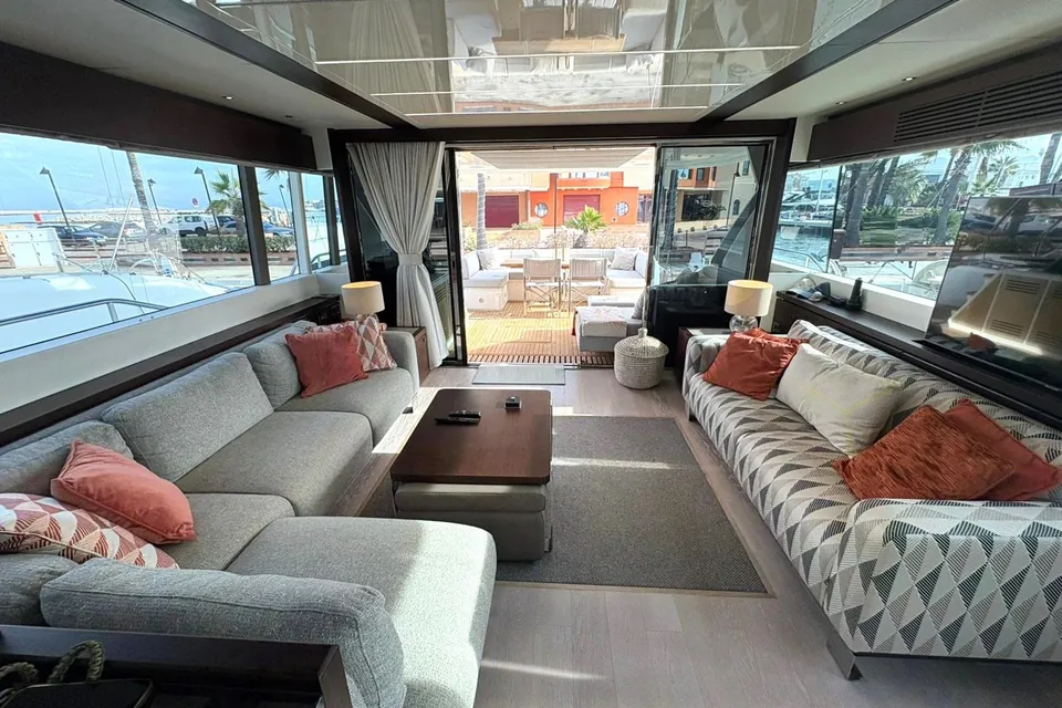 Y76, 2020 Sunseeker 76 Yacht, photo 21