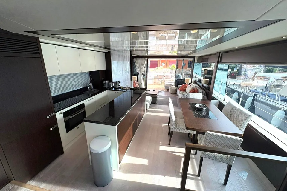 Y76, 2020 Sunseeker 76 Yacht, photo 26