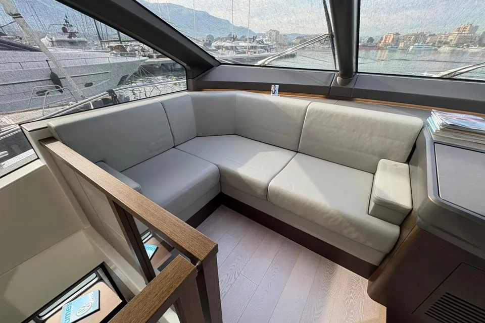 Y76, 2020 Sunseeker 76 Yacht, photo 27