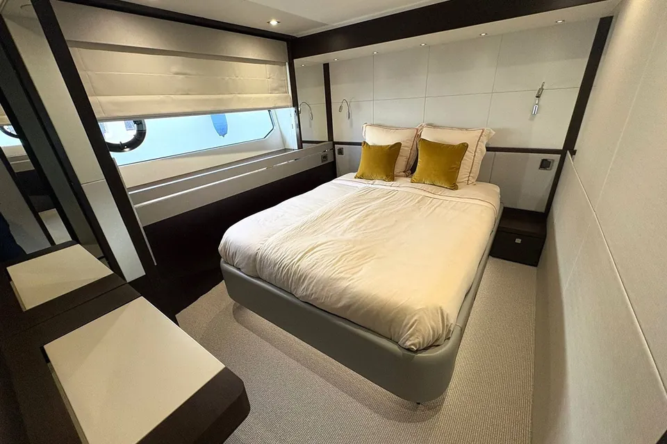 Y76, 2020 Sunseeker 76 Yacht, photo 37