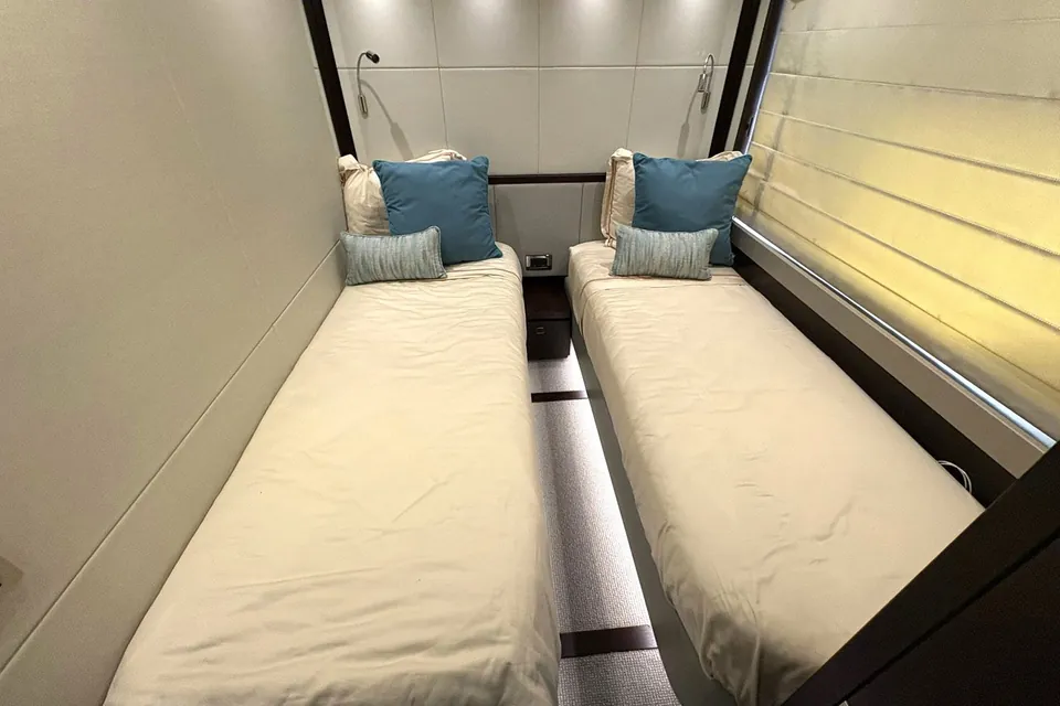 Y76, 2020 Sunseeker 76 Yacht, photo 40