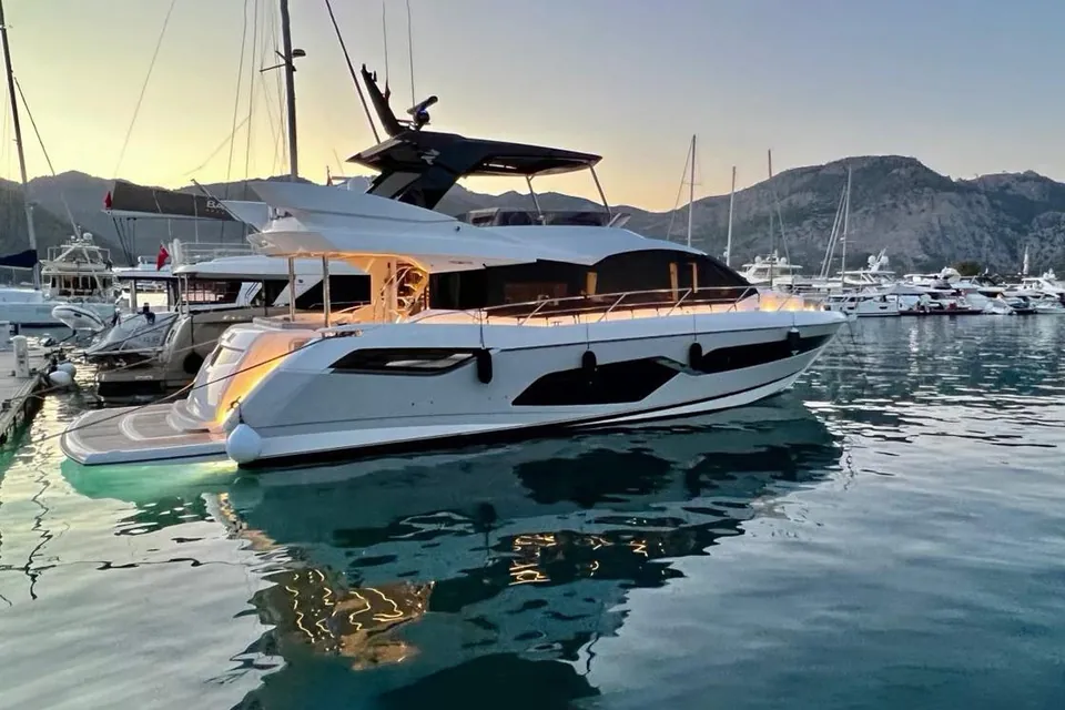 Spartak, 2021 Sunseeker Manhattan 68 (Mk1), photo 1