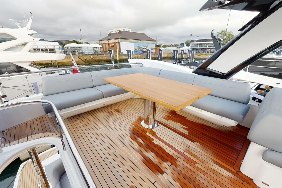 Spartak, 2021 Sunseeker Manhattan 68 (Mk1), photo 13