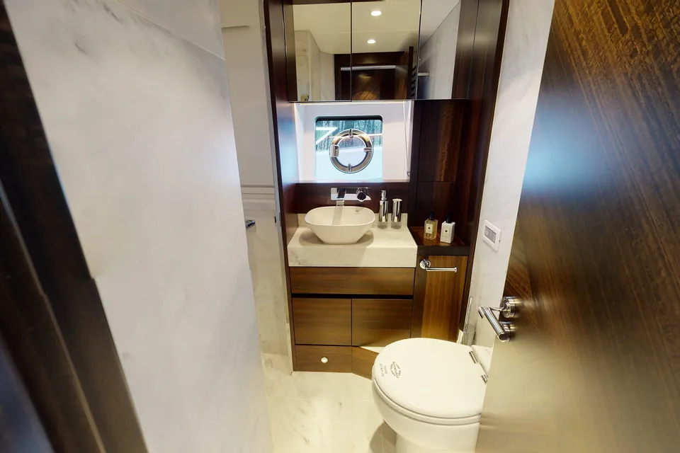 Spartak, 2021 Sunseeker Manhattan 68 (Mk1), photo 23