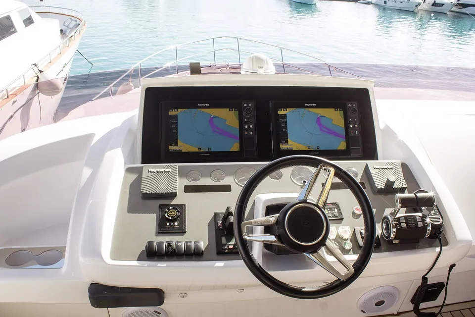 Bella Vita II, 2019 Princess F70, photo 12