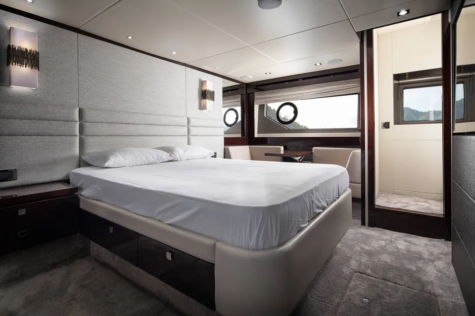 M3G, 2017 Sunseeker Manhattan 66, photo 33