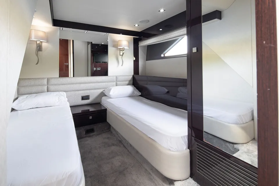 M3G, 2017 Sunseeker Manhattan 66, photo 39