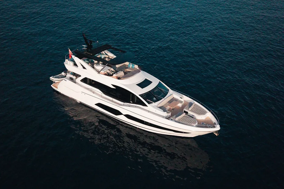 Thirteen, 2023 Sunseeker 76 Yacht, photo 3