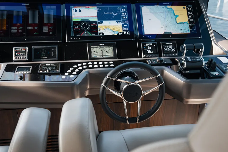 Thirteen, 2023 Sunseeker 76 Yacht, photo 13