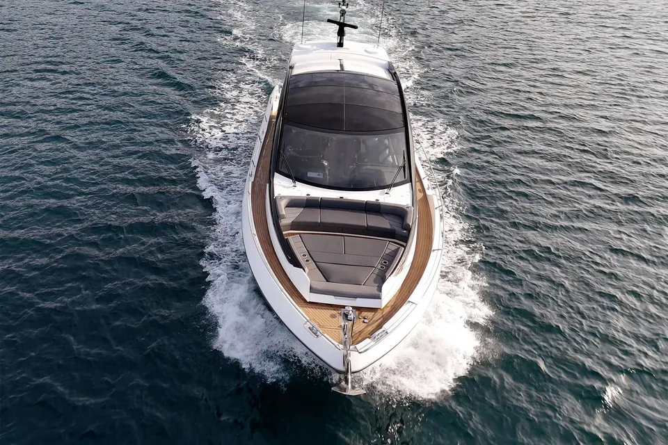 Anouchka, 2022 Sunseeker Predator 65, photo 6