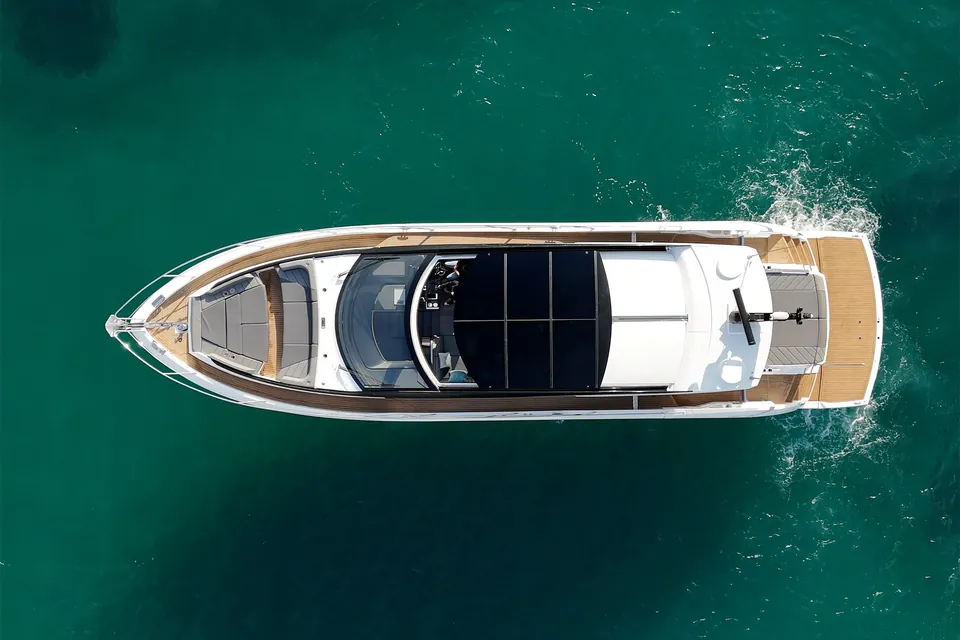 Anouchka, 2022 Sunseeker Predator 65, photo 7