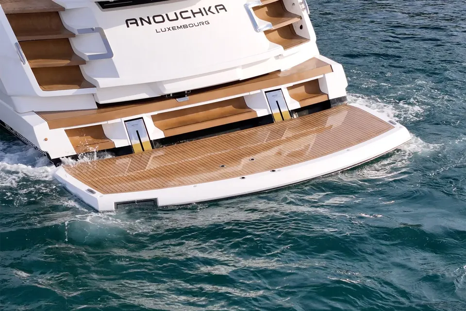 Anouchka, 2022 Sunseeker Predator 65, photo 10