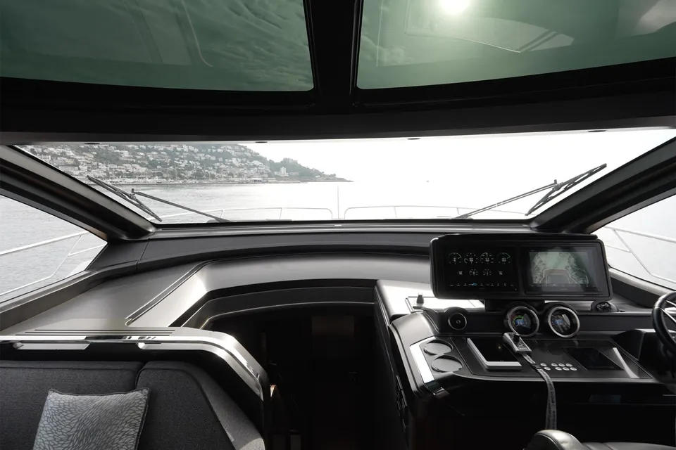 Anouchka, 2022 Sunseeker Predator 65, photo 21