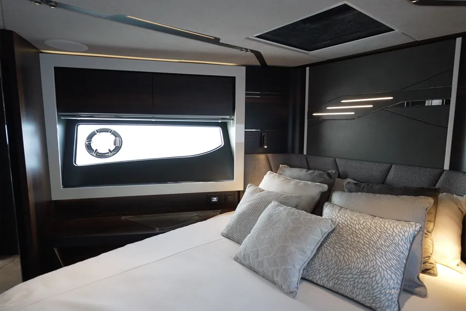 Anouchka, 2022 Sunseeker Predator 65, photo 29