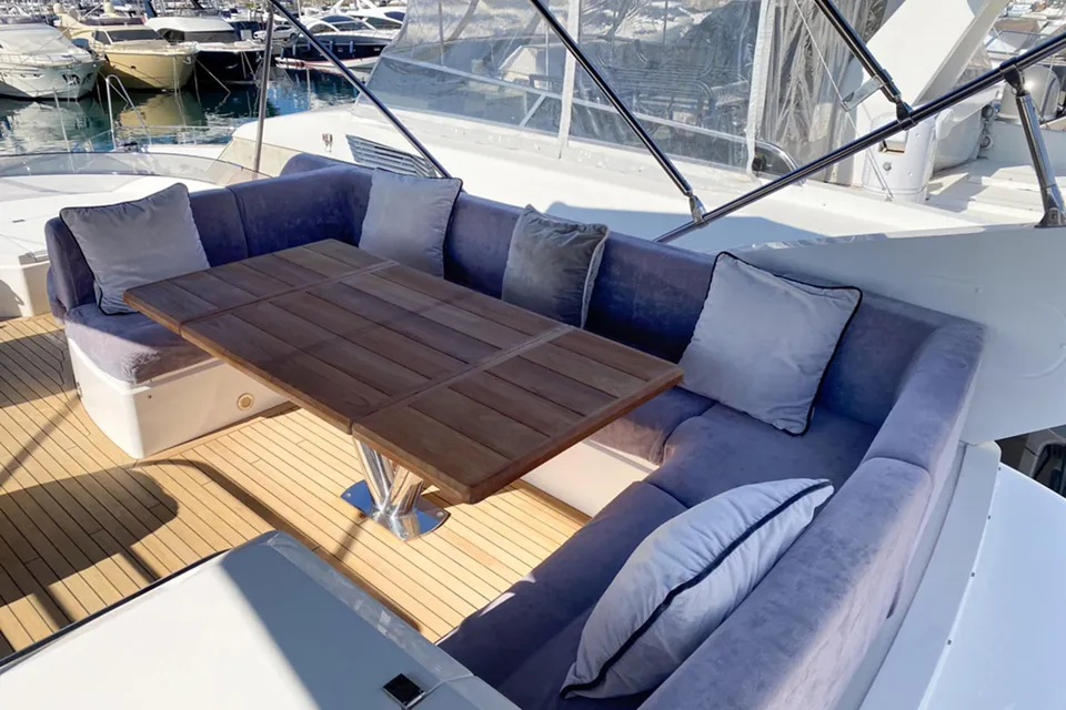 Grace, 2016 Sunseeker 68 Sport Yacht, photo 5