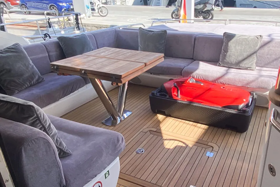 Grace, 2016 Sunseeker 68 Sport Yacht, photo 16
