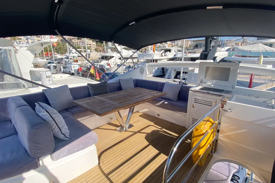 Grace, 2016 Sunseeker 68 Sport Yacht, photo 22