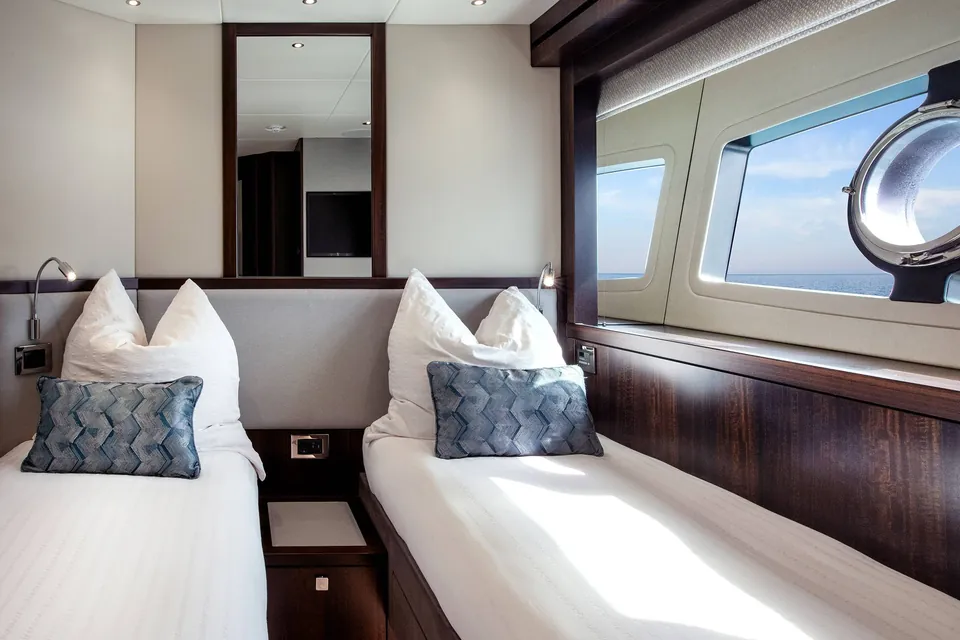 Seawolf, 2021 Sunseeker 95 Yacht, photo 30