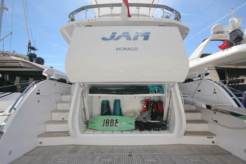 Jam, 2025 Azimut Fly 78, photo 3