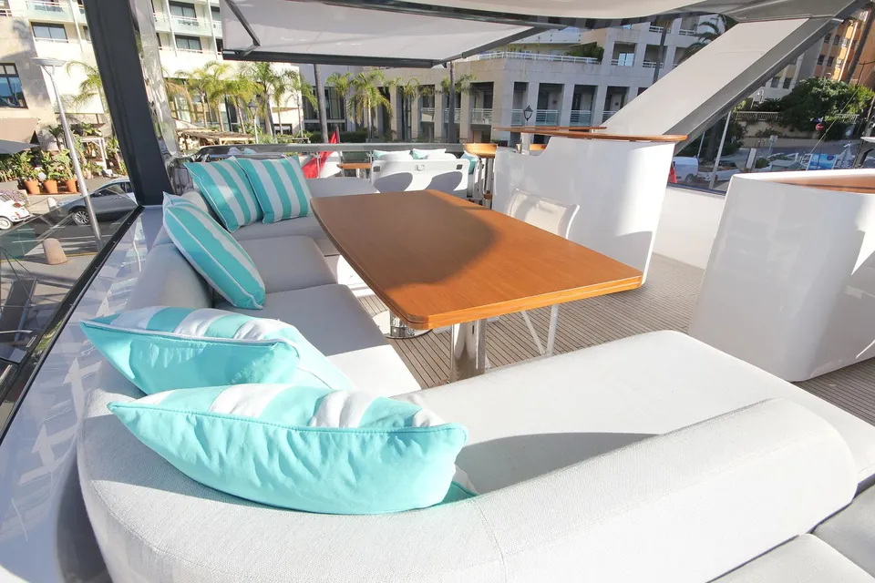 Jam, 2025 Azimut Fly 78, photo 11