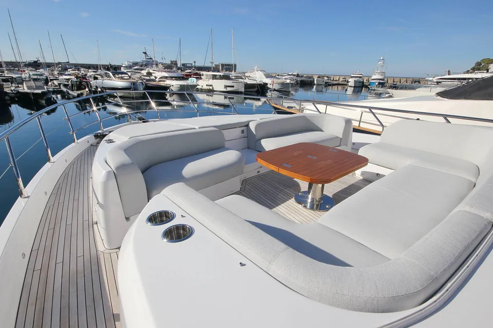 Jam, 2025 Azimut Fly 78, photo 15