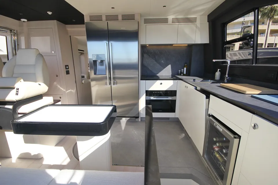 Jam, 2025 Azimut Fly 78, photo 27