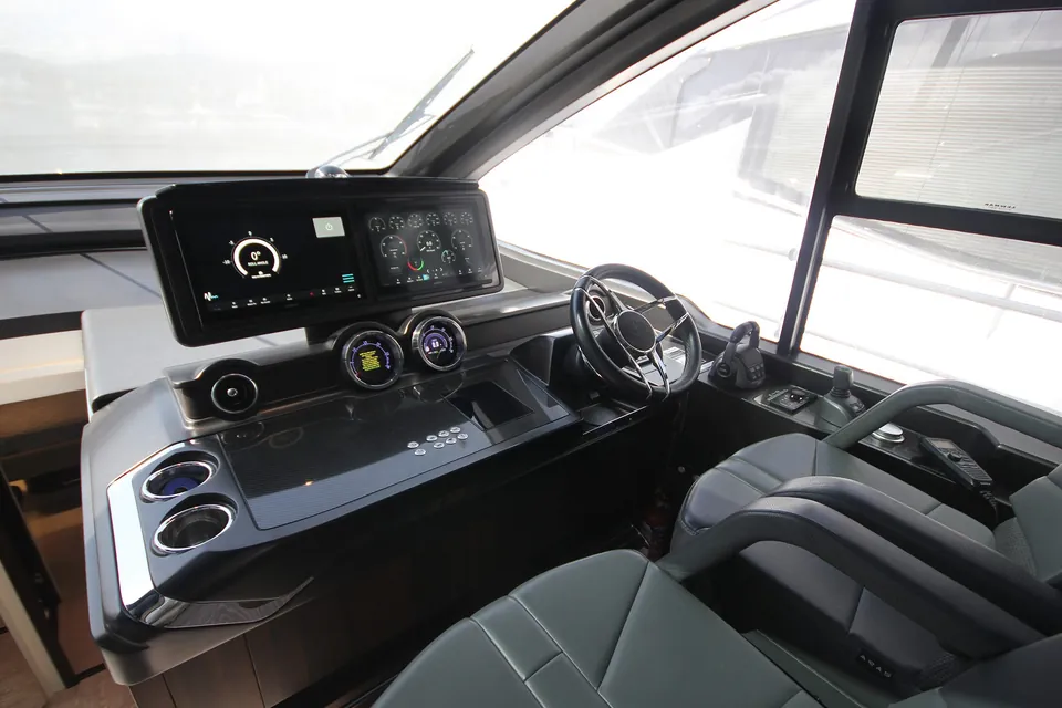 Parati, 2022 Sunseeker Predator 65, photo 10