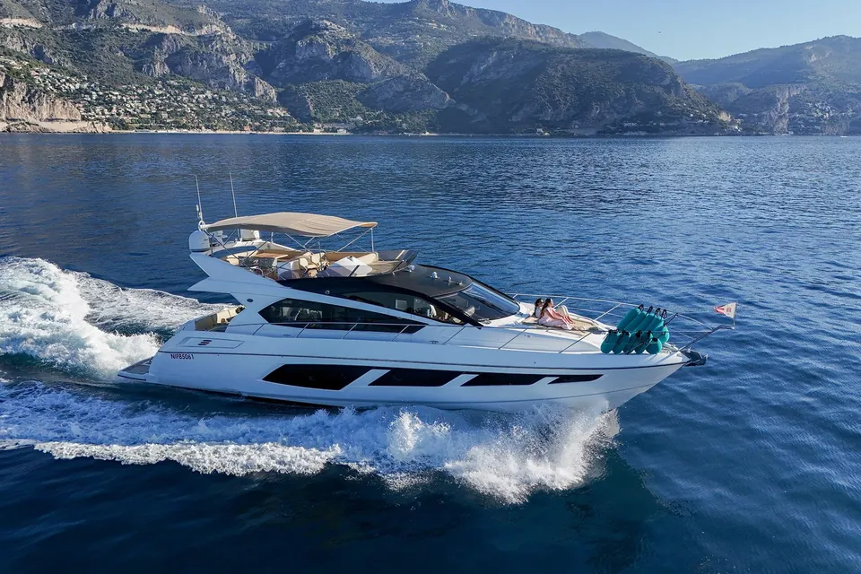 Turquoise, 2015 Sunseeker Manhattan 65, photo 2