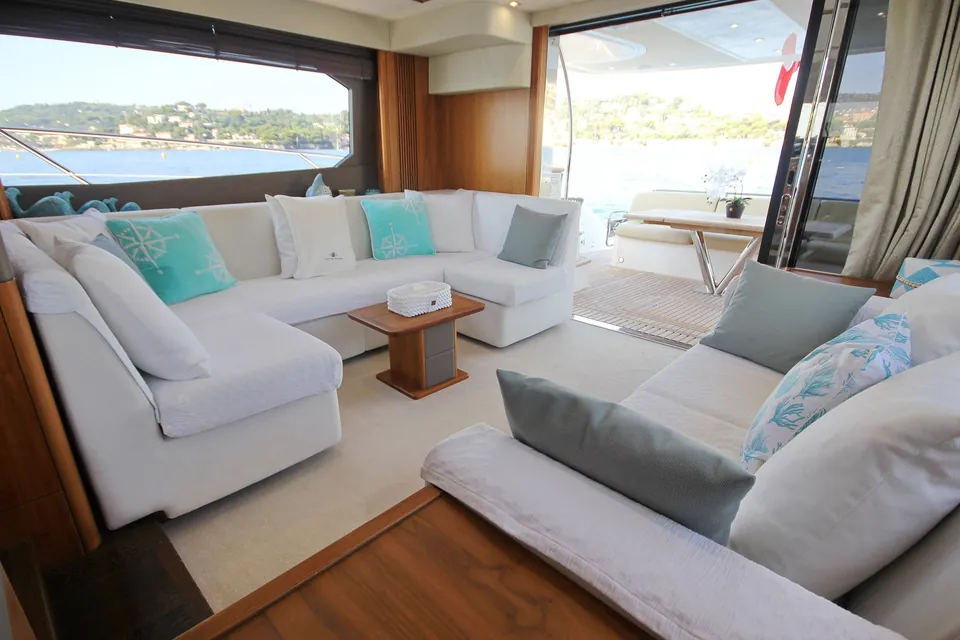 Turquoise, 2015 Sunseeker Manhattan 65, photo 24