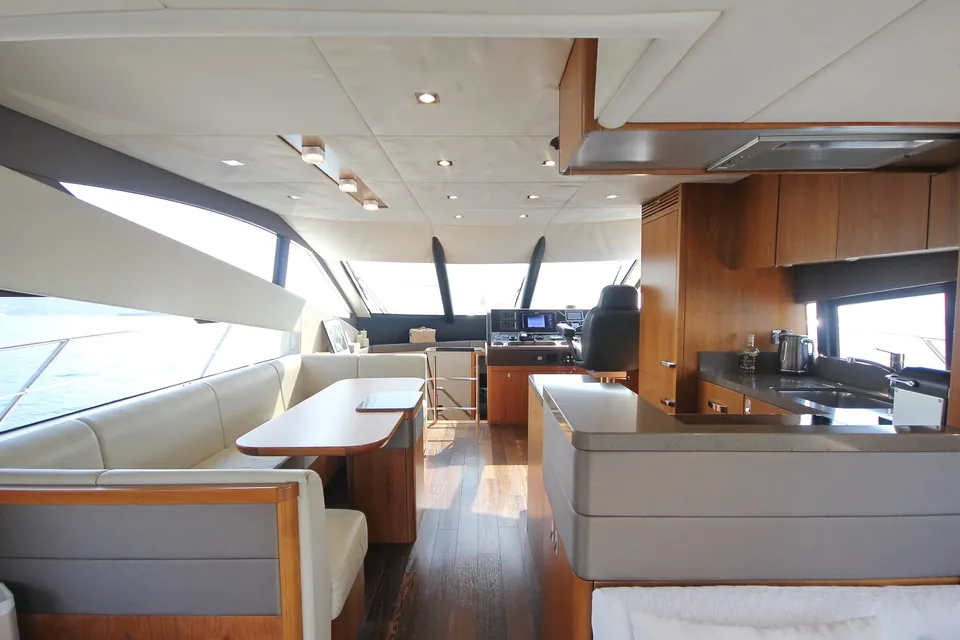 Turquoise, 2015 Sunseeker Manhattan 65, photo 25