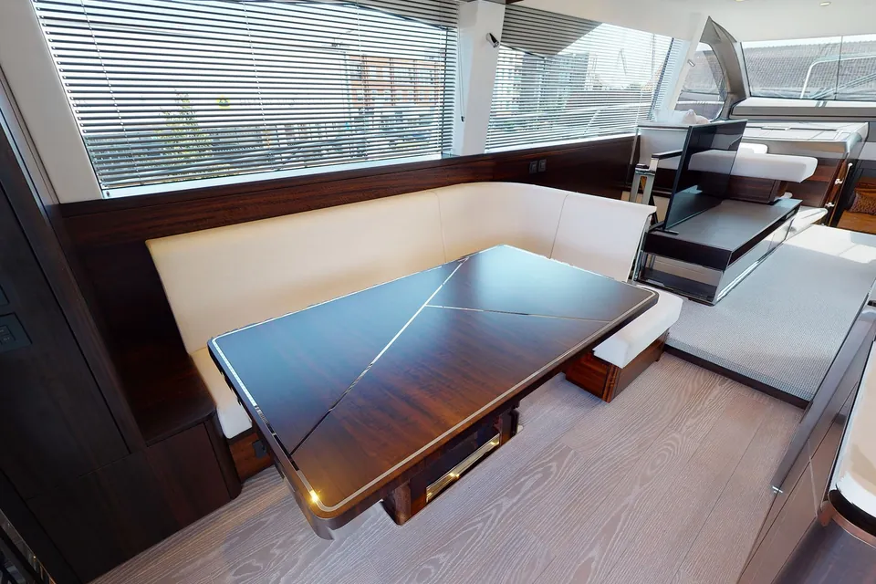 Cayetano, 2022 Sunseeker Manhattan 68 (Mk2), photo 9