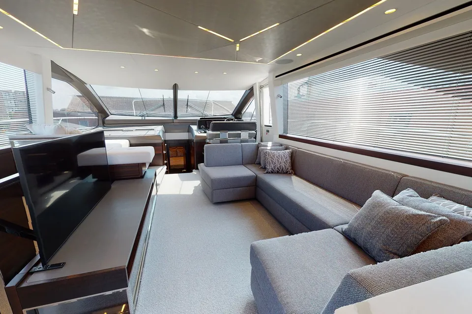 Cayetano, 2022 Sunseeker Manhattan 68 (Mk2), photo 12