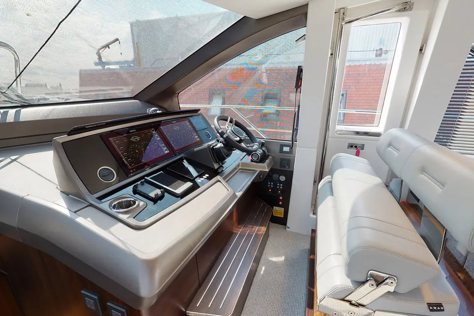 Cayetano, 2022 Sunseeker Manhattan 68 (Mk2), photo 15