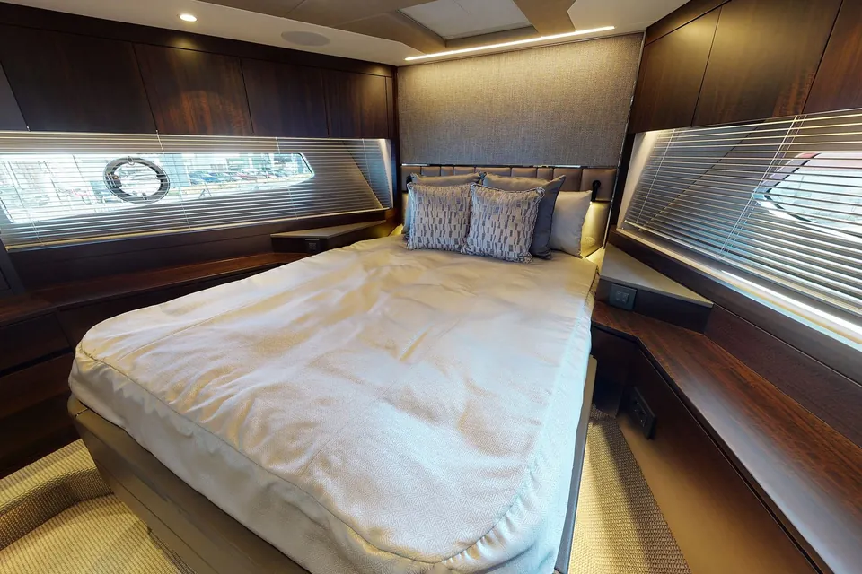 Cayetano, 2022 Sunseeker Manhattan 68 (Mk2), photo 20