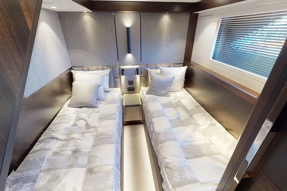 Cayetano, 2022 Sunseeker Manhattan 68 (Mk2), photo 24