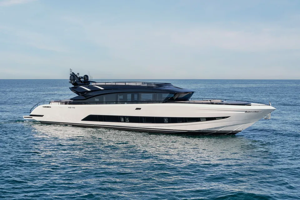 2025 AB Yachts AB 110, photo 22