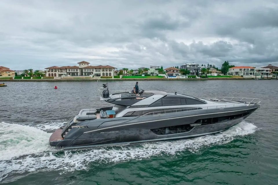 Evenflow, 2018 Riva 88' Domino Super, photo 3
