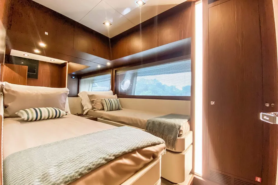 Evenflow, 2018 Riva 88' Domino Super, photo 16