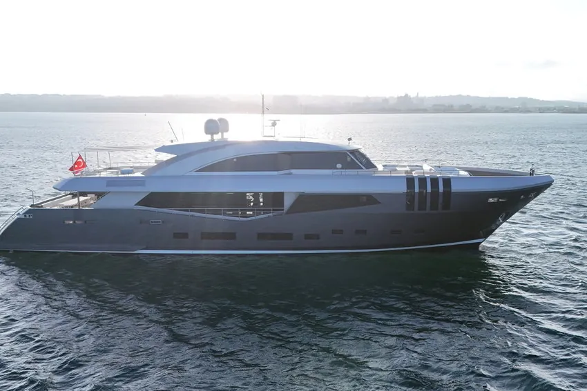 Aquila, 2015 Mengi Yay Custom, photo 5