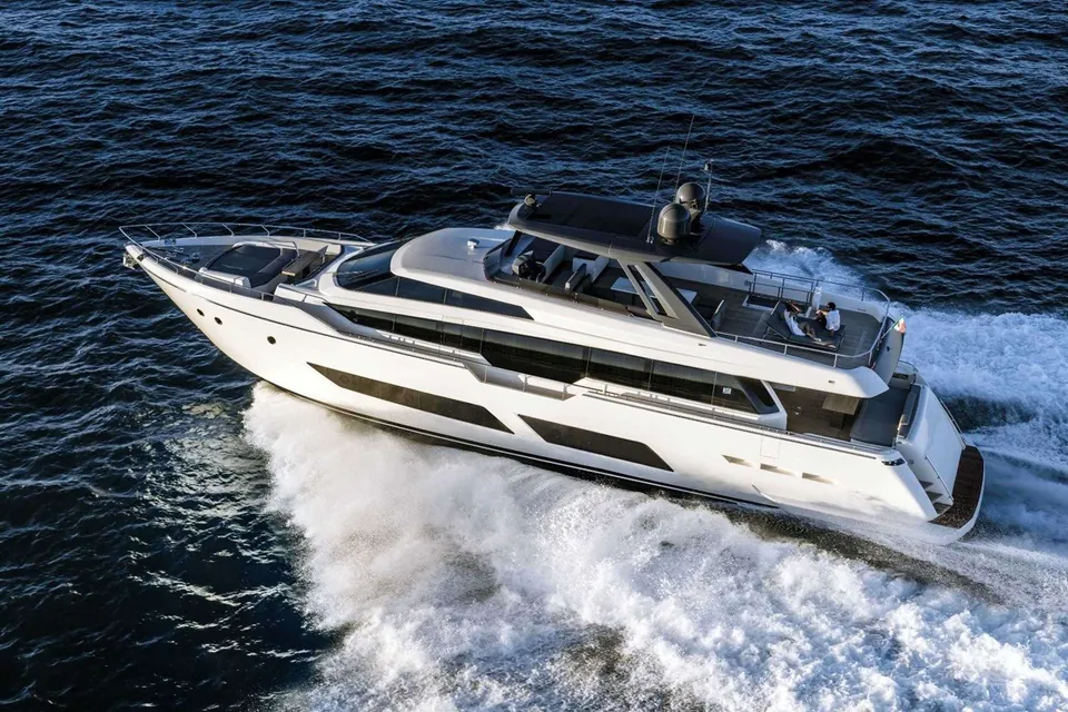 Lady G, 2016 Ferretti 850, photo 1