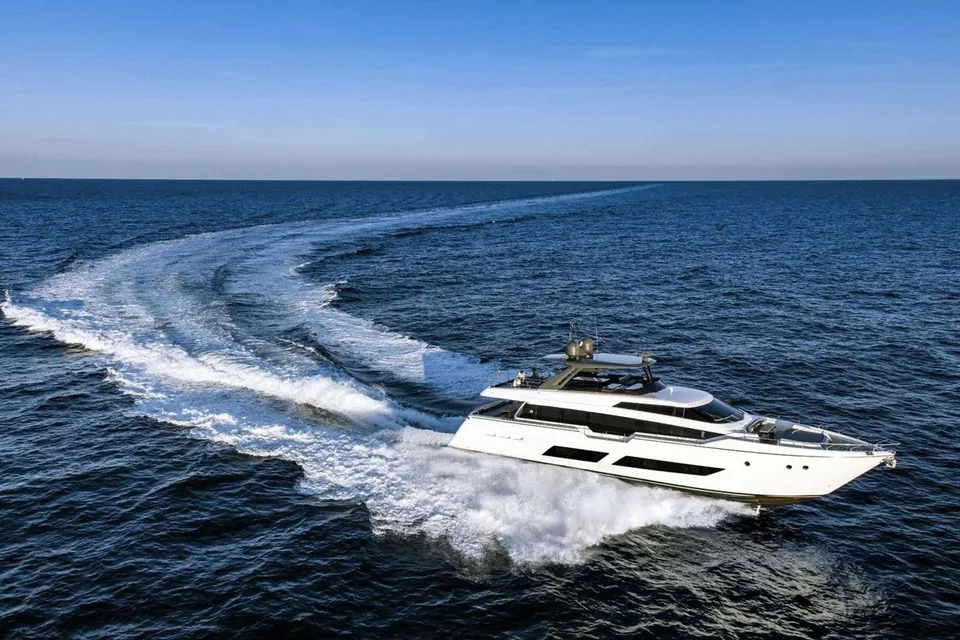 Lady G, 2016 Ferretti 850, photo 8