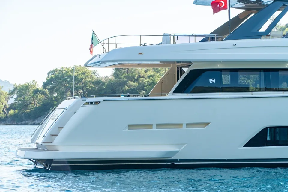 Lady G, 2016 Ferretti 850, photo 19