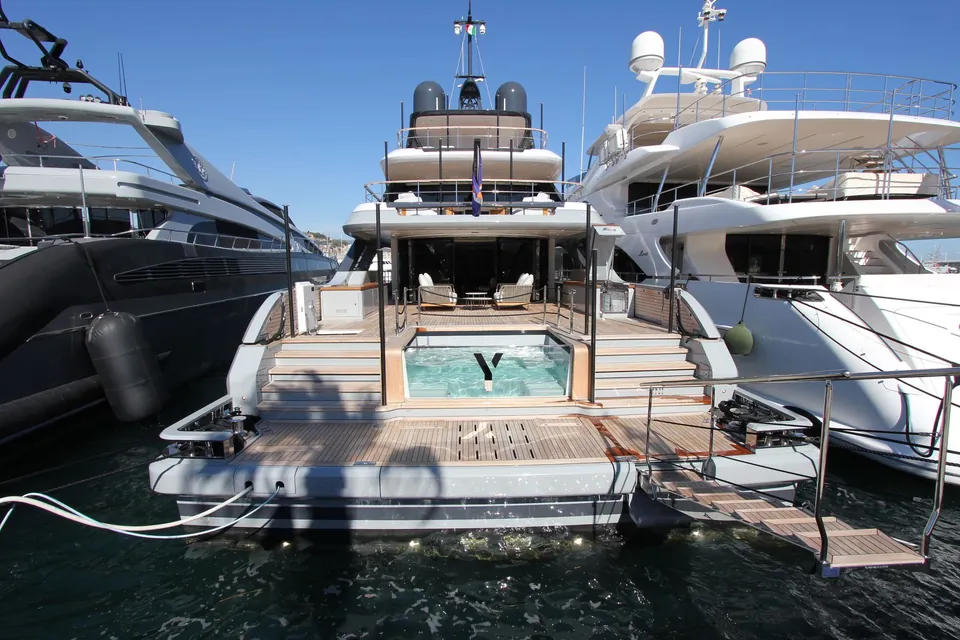 Y, 2025 Benetti Oasis 34M, photo 5