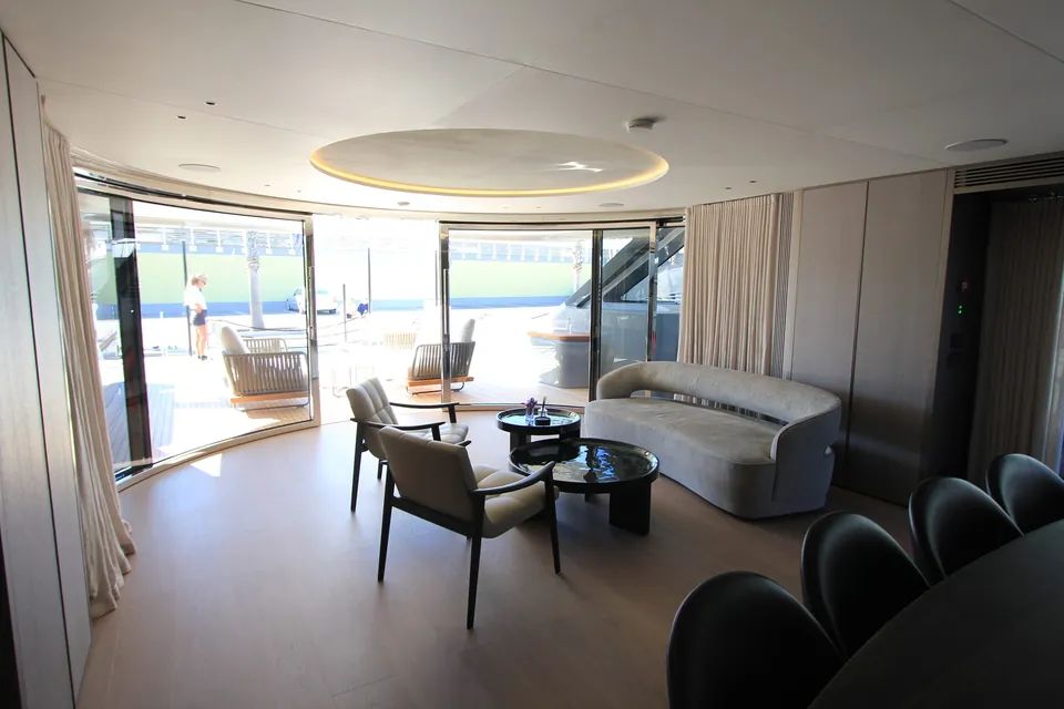 Y, 2025 Benetti Oasis 34M, photo 13